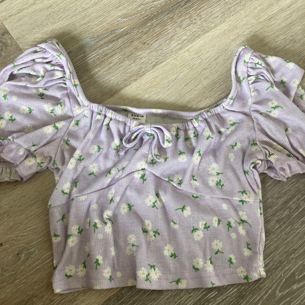 SHEIN Purple Floral Crop Top